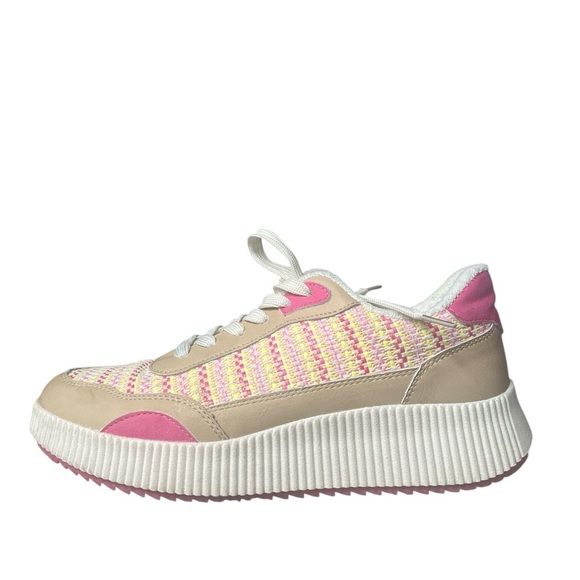 The Parma Platform Sneaker by Oasis Society Size 8 - Picture 8 of 10